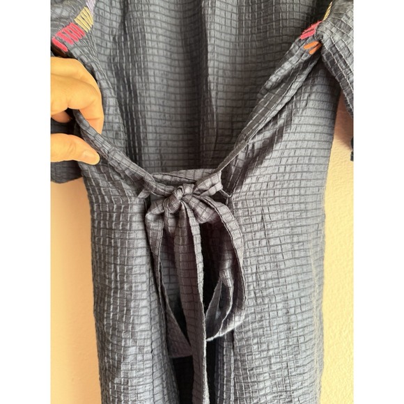 THML Navy Embroidered Puff Sleeve V-neck Textured Midi Dress Size Large - Picture 10 of 11